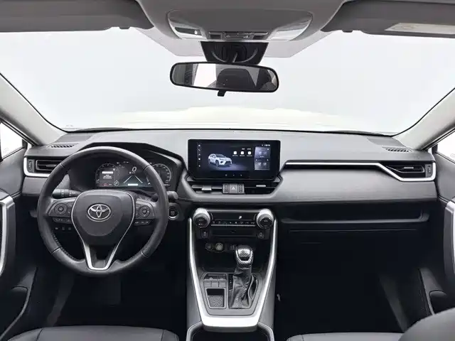 Toyota Wildlander 2.0L CVT 2WD Luxury PLUS Edition, фото 12