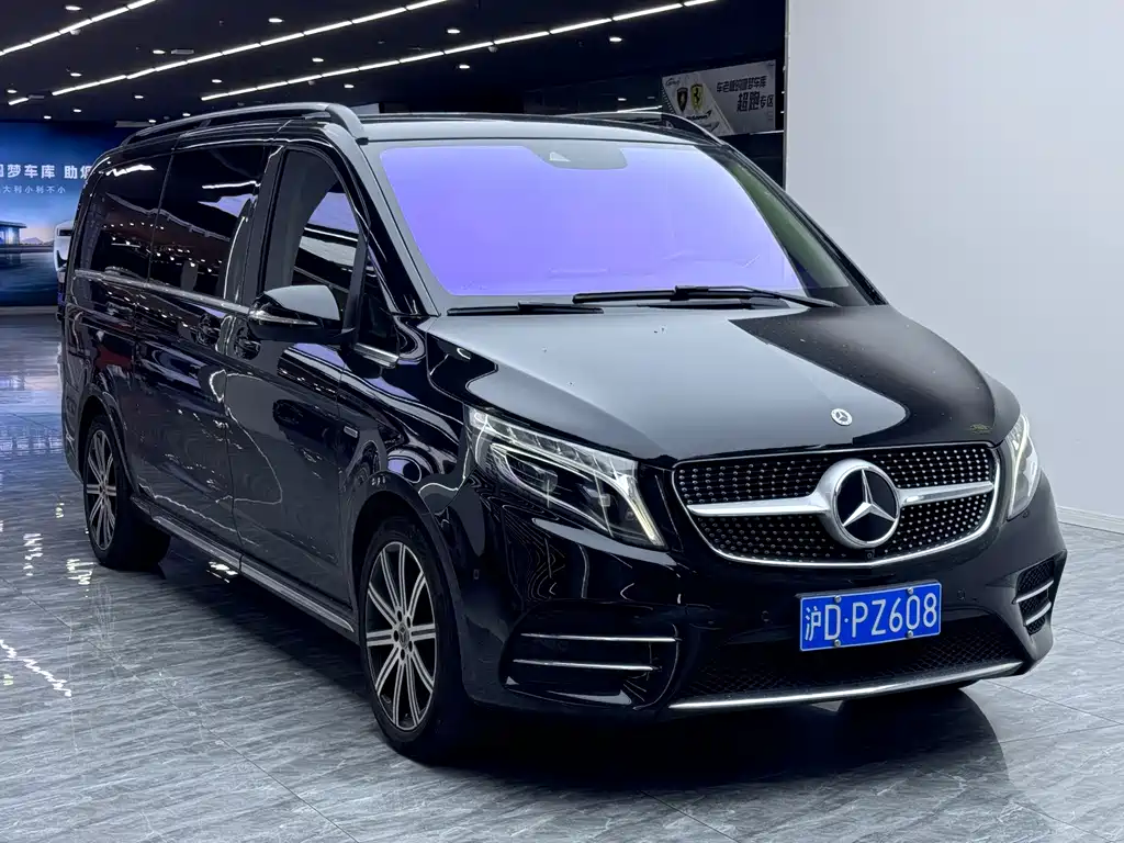 Mercedes-Benz V-Class — миниатюра 2