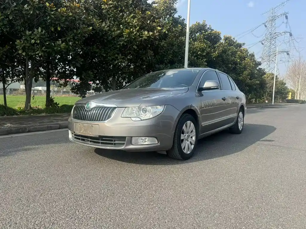 Skoda Superb 2013