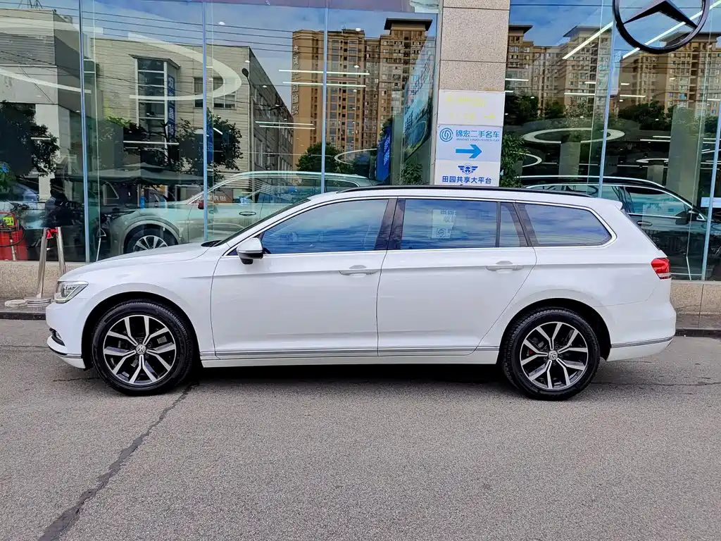Volkswagen Variant 380TSI 2WD Comfort Travel Edition, фото 3