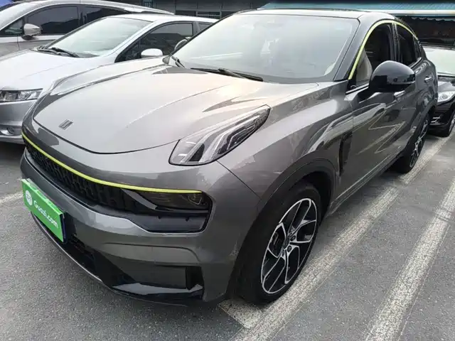 2021 Lynk & Co 05