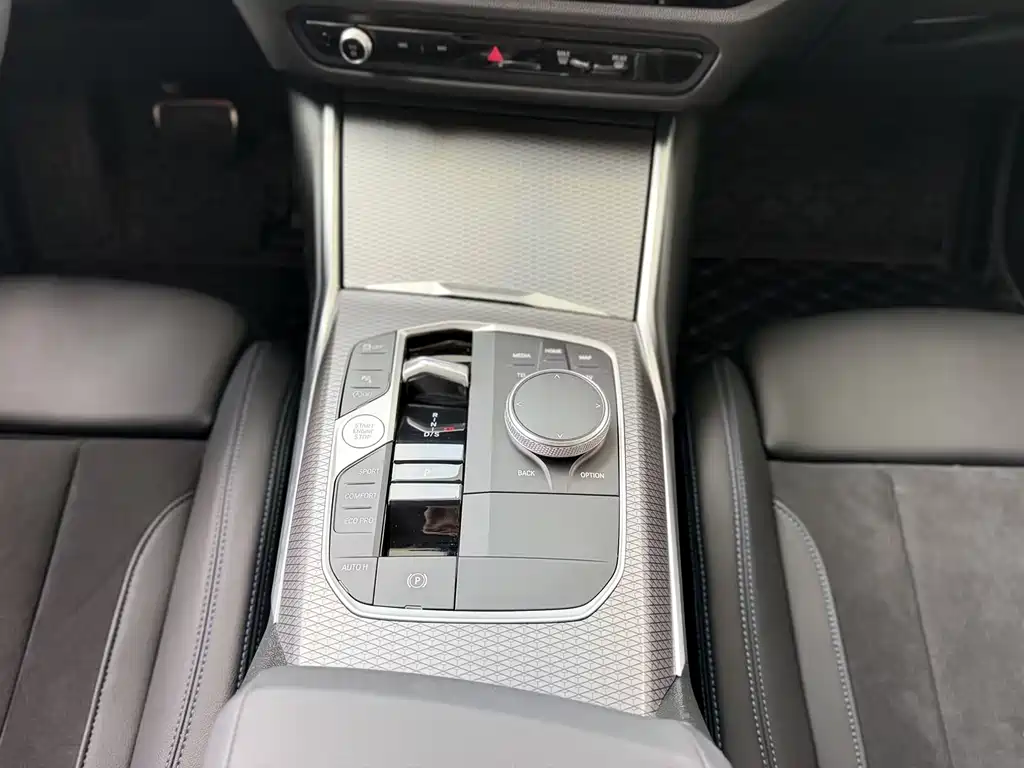 BMW 2 Series (Import) — миниатюра 12