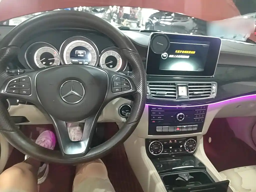 Mercedes-Benz CLS — миниатюра 10