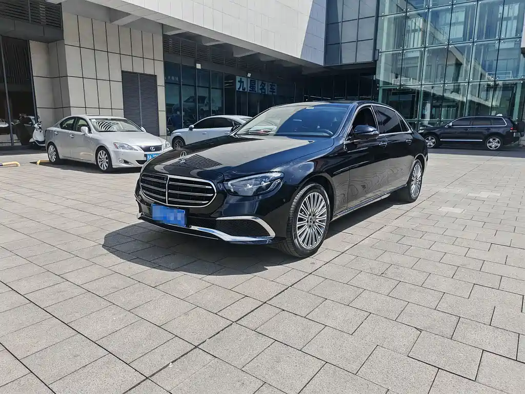 Mercedes-Benz E-Class 2021
