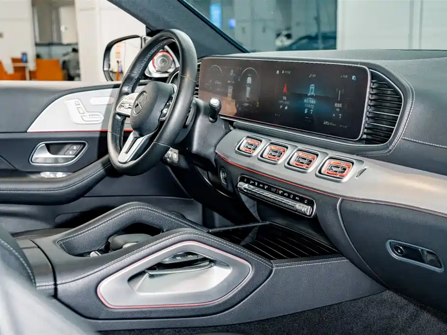 MERCEDES-BENZ GLE COUPE