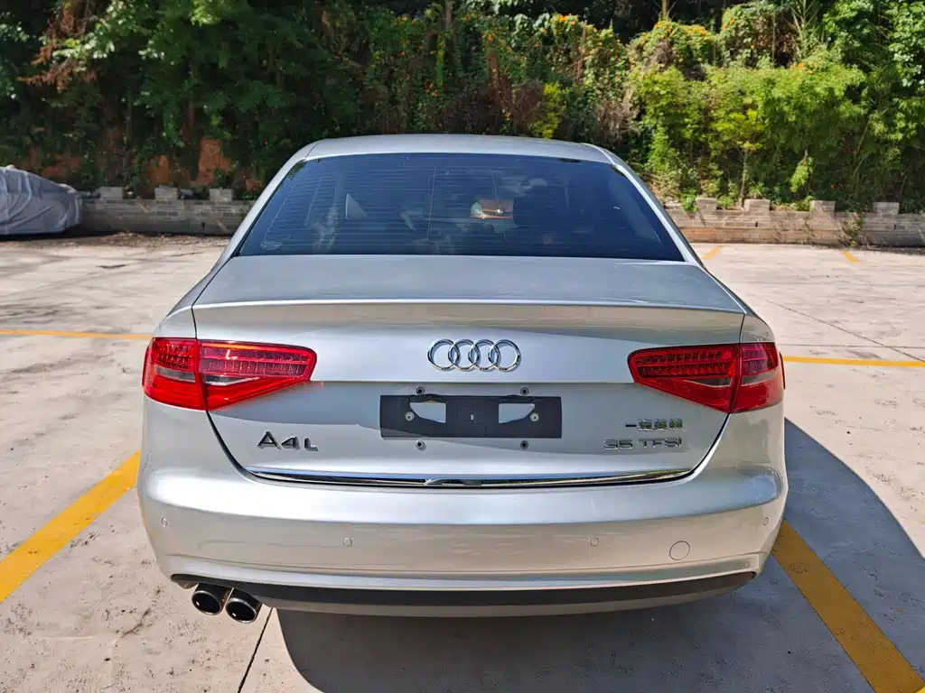 Audi A4L 2013 35 TFSI AT Comfort