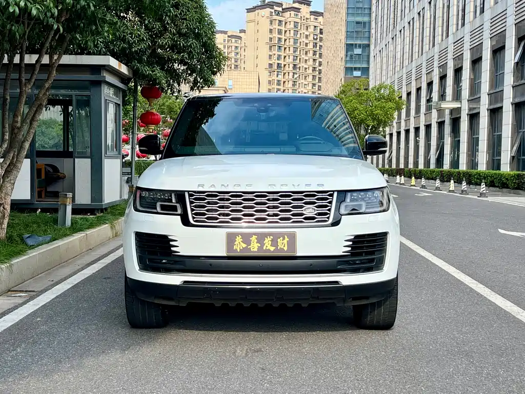 Land Rover Range Rover — миниатюра 2