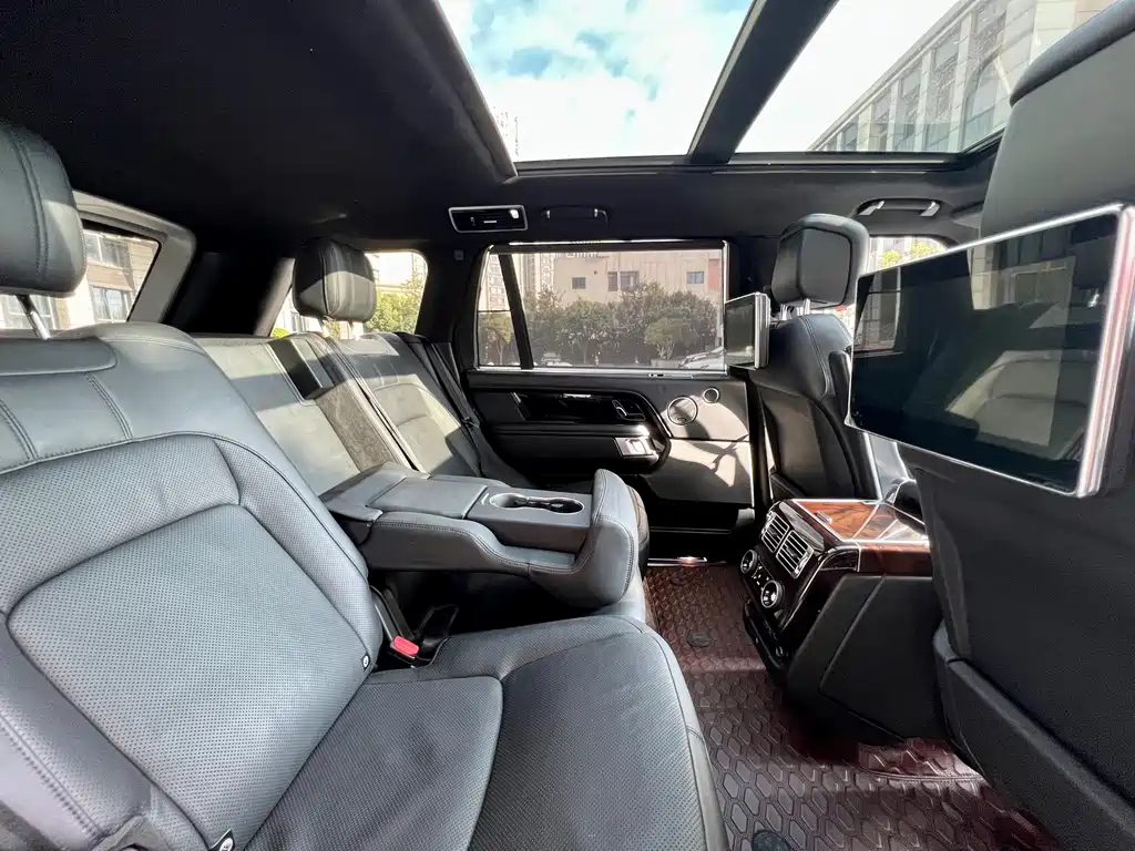 Land Rover Range Rover — миниатюра 37