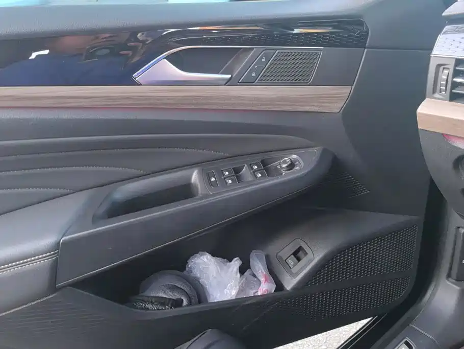 Volkswagen Passat — миниатюра 7