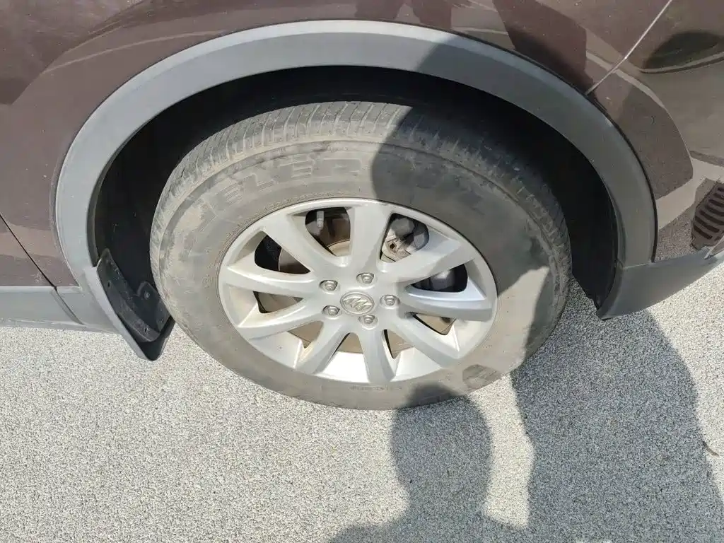 Buick Envision Plus — миниатюра 8