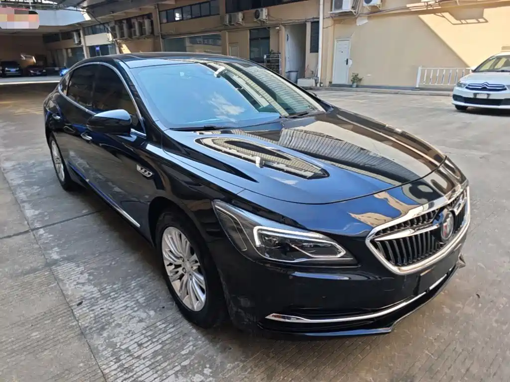 Buick LaCrosse — миниатюра 4