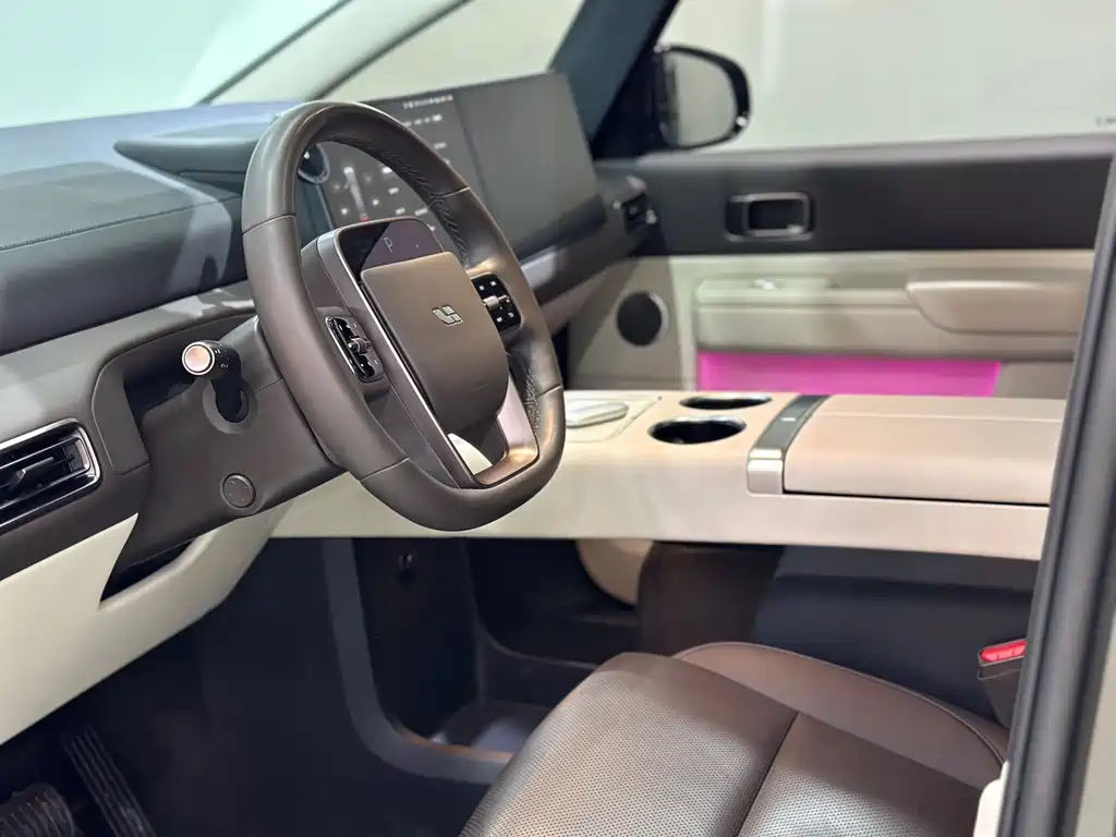 Li Auto Li MEGA — миниатюра 25