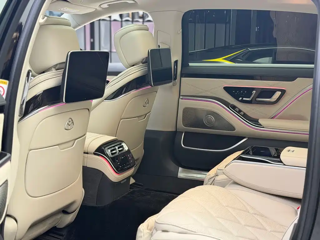 Mercedes-Benz S-Class — миниатюра 6