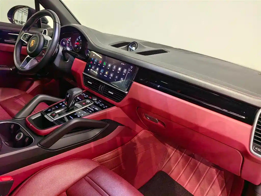 Porsche Cayenne — миниатюра 15