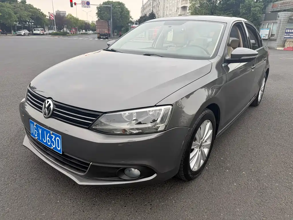 Volkswagen Sagitar