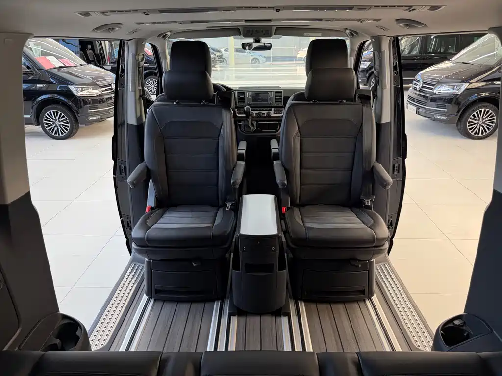 Volkswagen Multivan — миниатюра 15