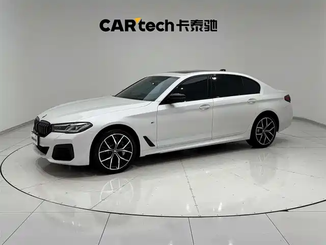 BMW  5 SERIES 2022