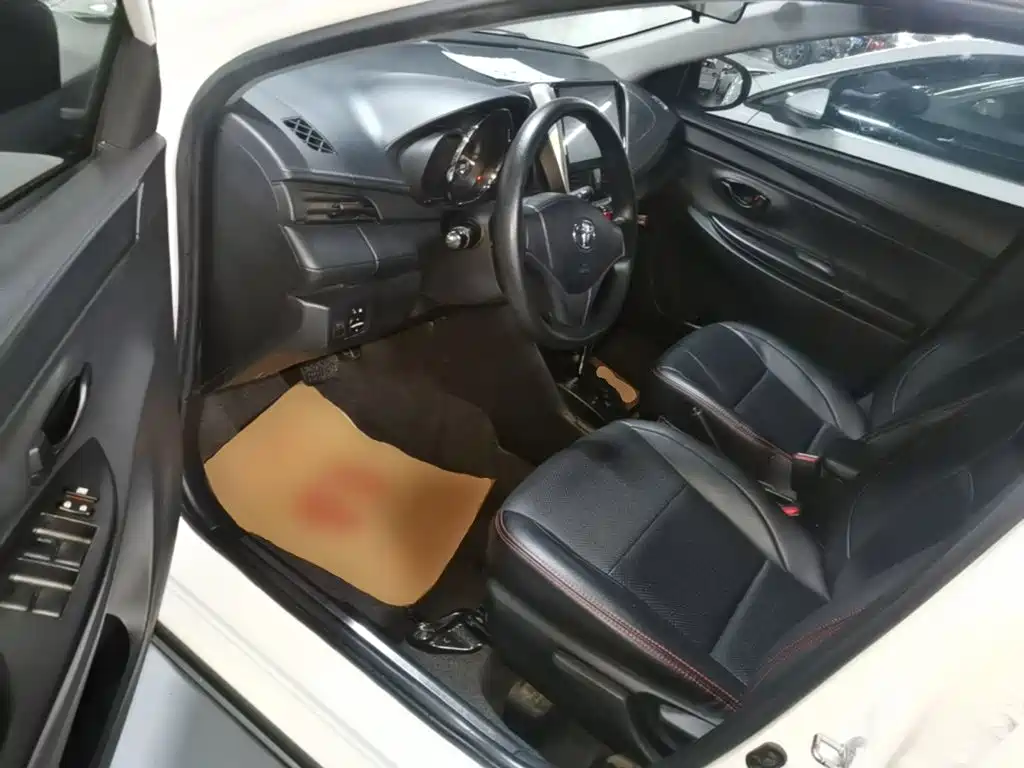 Toyota Yaris L — миниатюра 16