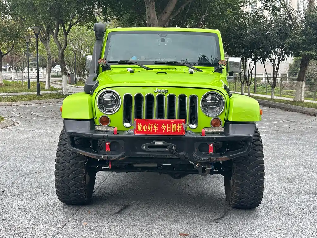 Jeep Wrangler 3.6L 2-door 10th Anniversary Commemorative Edition, фото 2