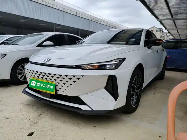 CHANGAN UNI V SMART IDD