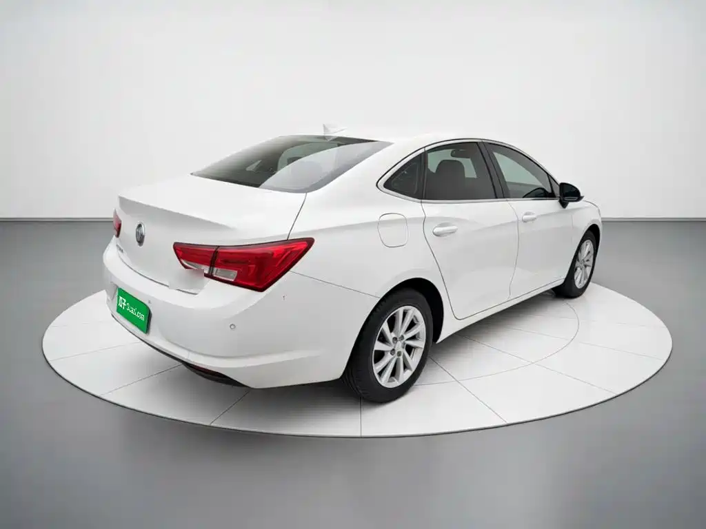 Buick Verano — миниатюра 6