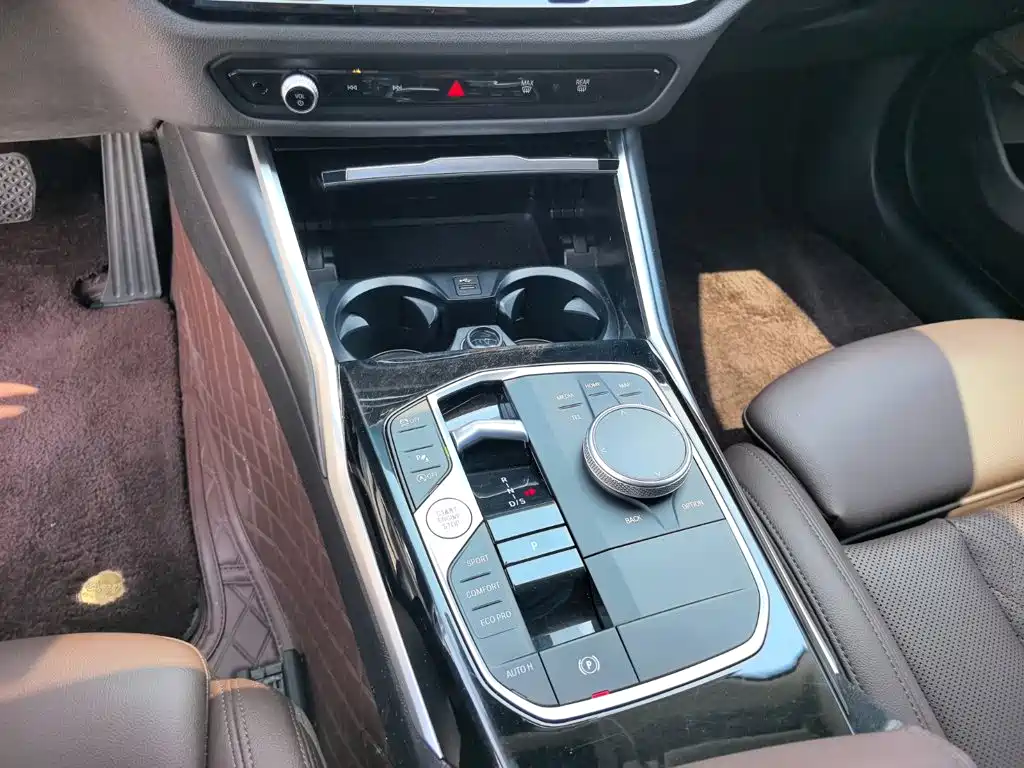 BMW 3 Series — миниатюра 14