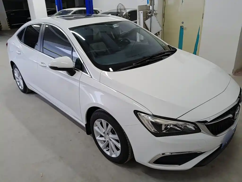 Buick Verano — миниатюра 4