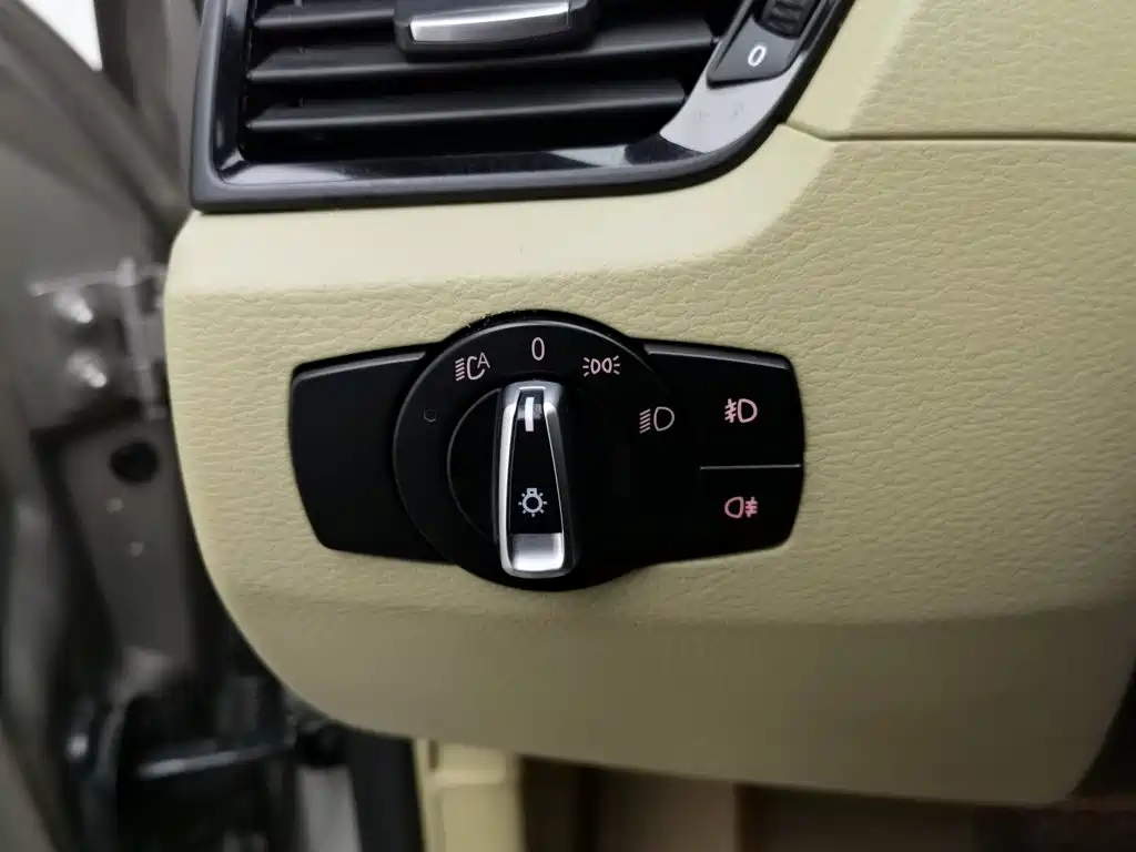 BMW X1 — миниатюра 21