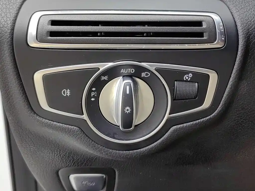 Mercedes-Benz GLC — миниатюра 21
