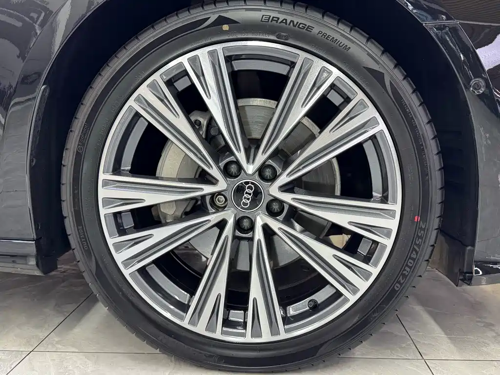Audi A6L — миниатюра 6