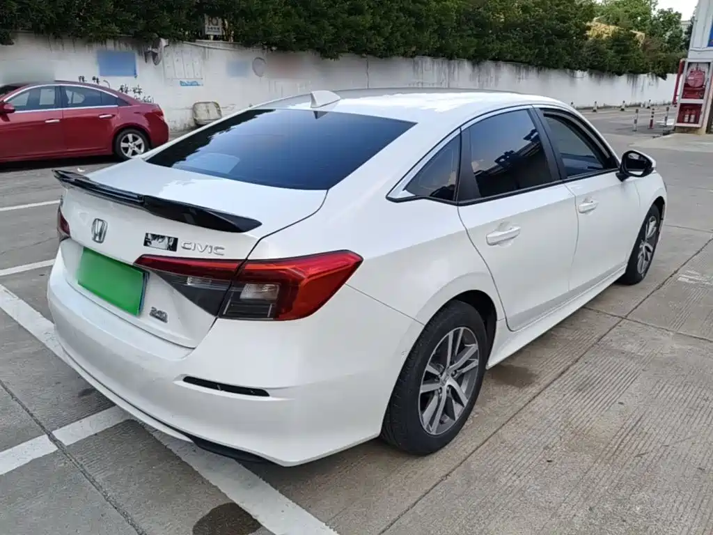 Honda Civic — миниатюра 7