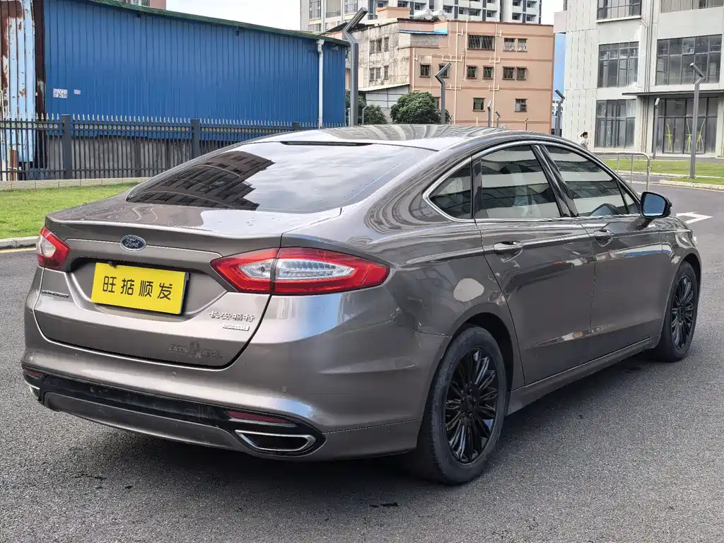 Ford Mondeo 2.0L GTDi200 Fashion Type, фото 31