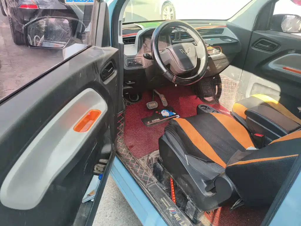Wuling MINIEV — миниатюра 12