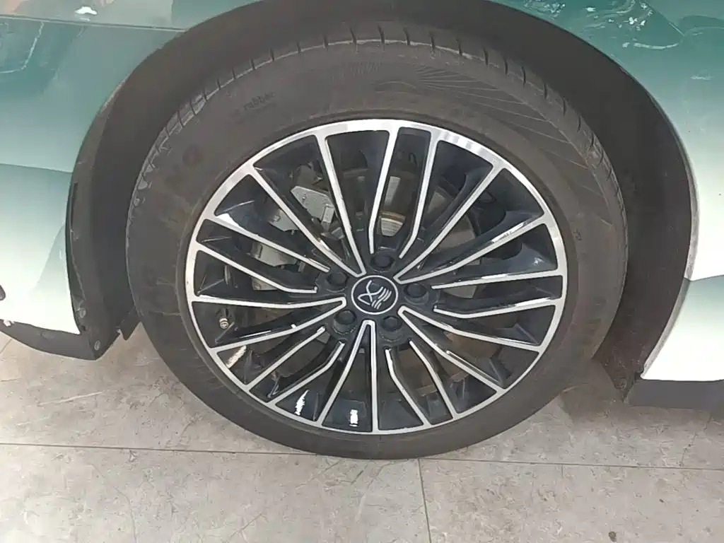 BYD Han — миниатюра 23