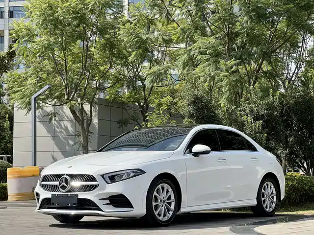 MERCEDES BENZ A CLASS