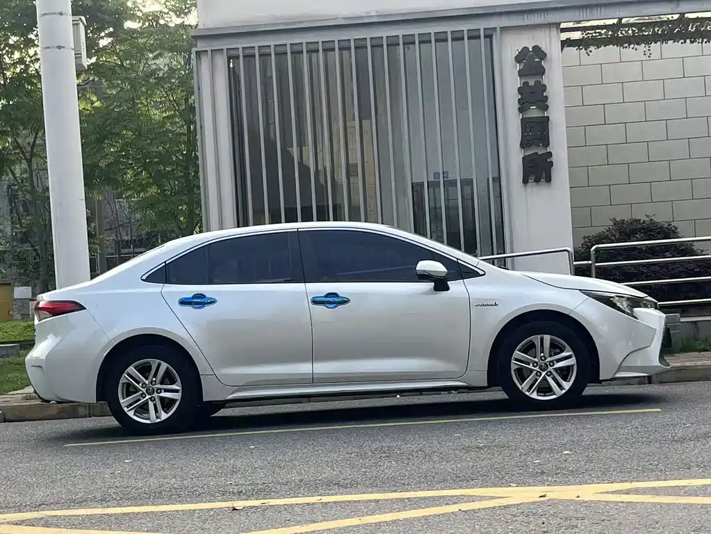 Toyota Corolla Levin 2019 1.8H E-CVT VI