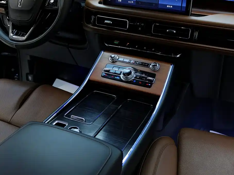 Lincoln Aviator — фотографии объявления, Фото 21