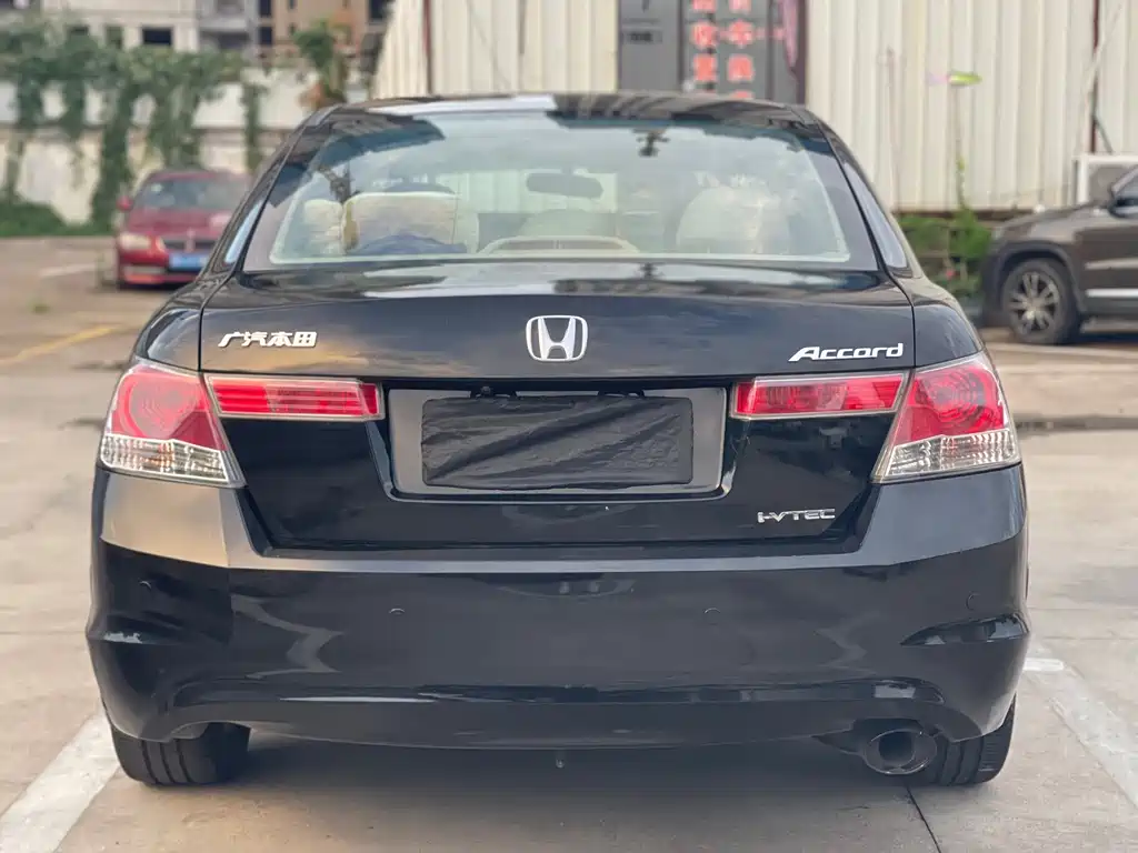 Honda Accord — миниатюра 13