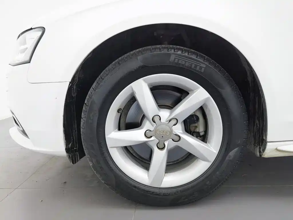 Audi A4L — миниатюра 17