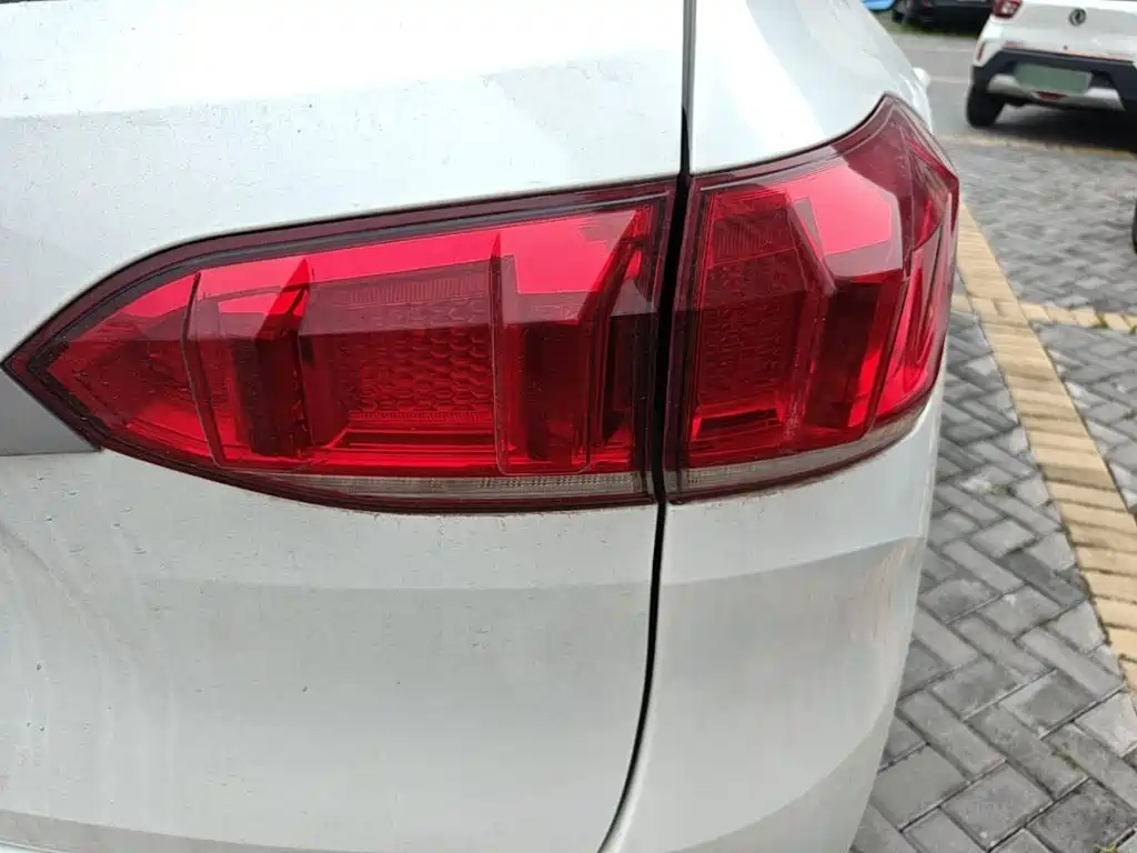 Wey Wey VV6 — миниатюра 13