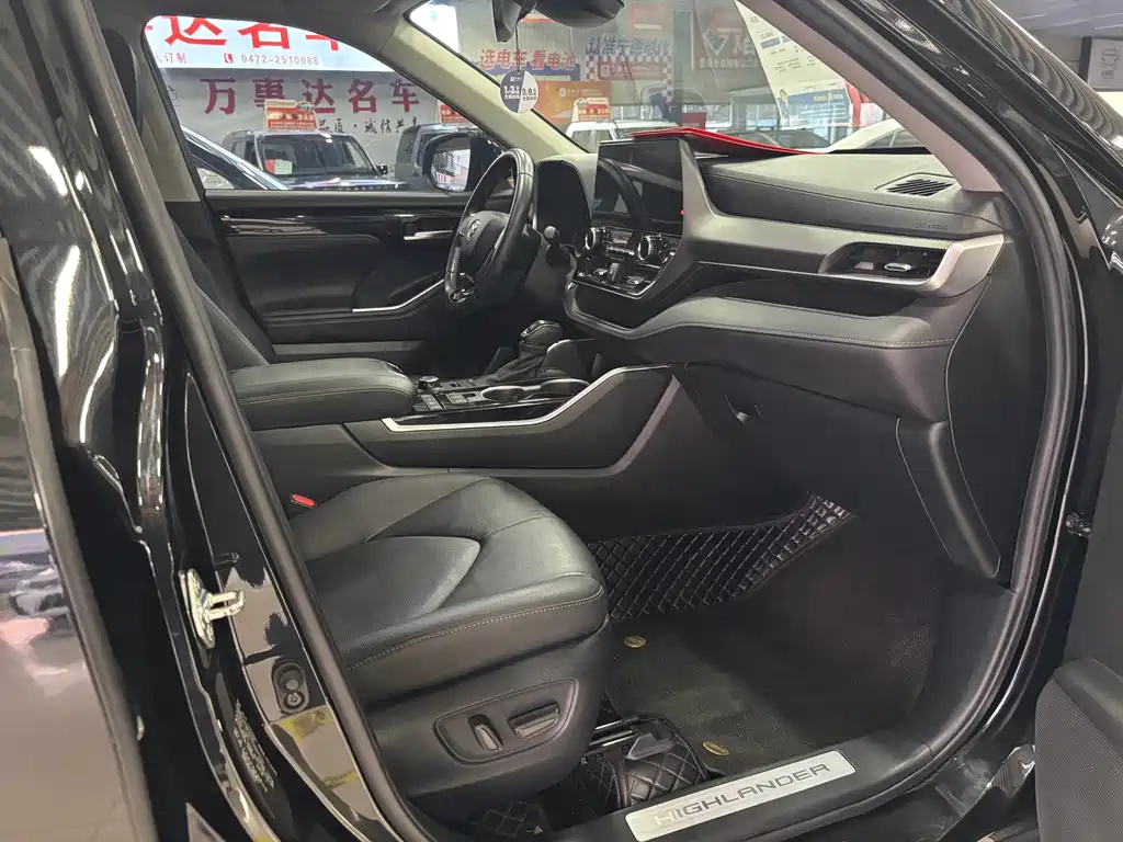 Toyota Highlander — миниатюра 5