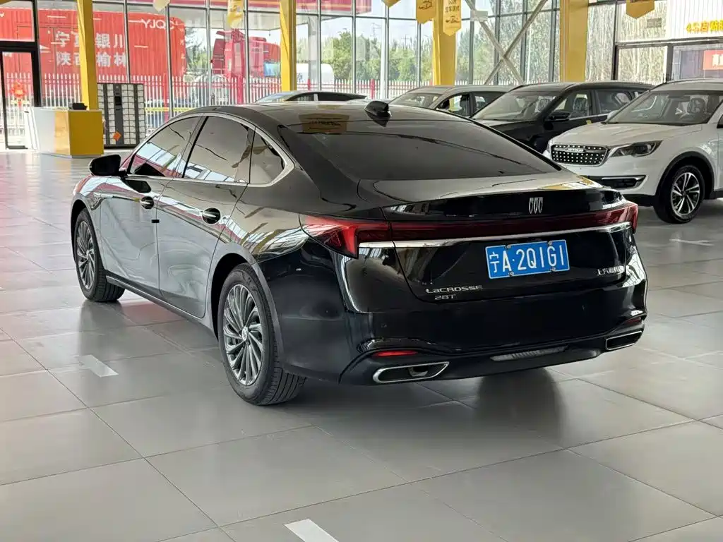 Buick LaCrosse — миниатюра 9