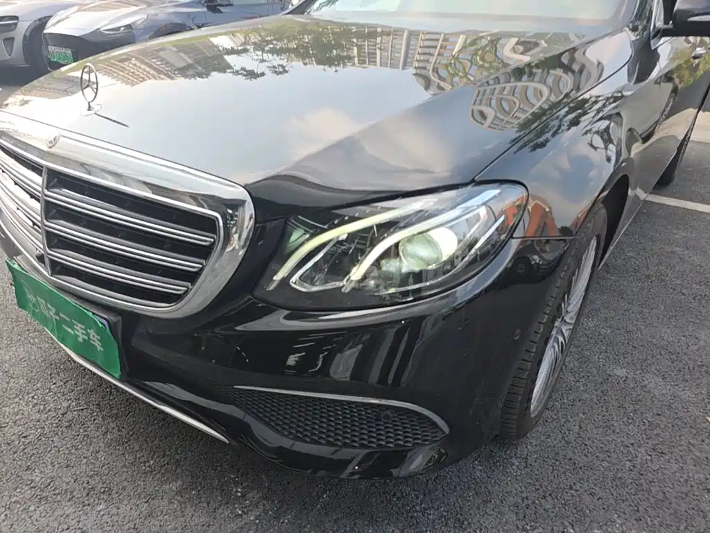 Mercedes-Benz E-Class — миниатюра 24