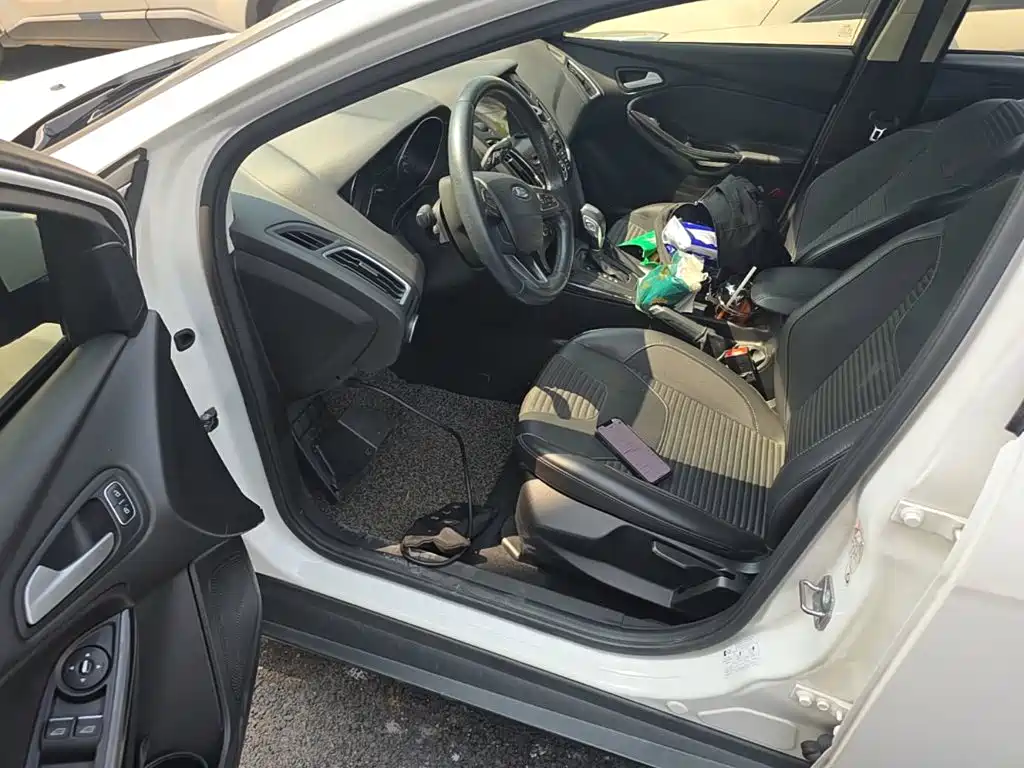 Ford Focus — миниатюра 15