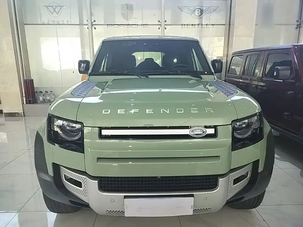 Land Rover Defender — миниатюра 3