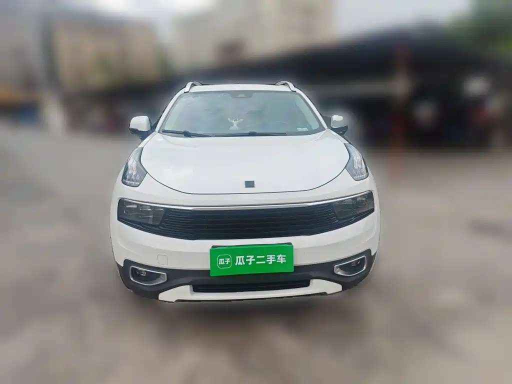 Lynk & Co 01 — миниатюра 3