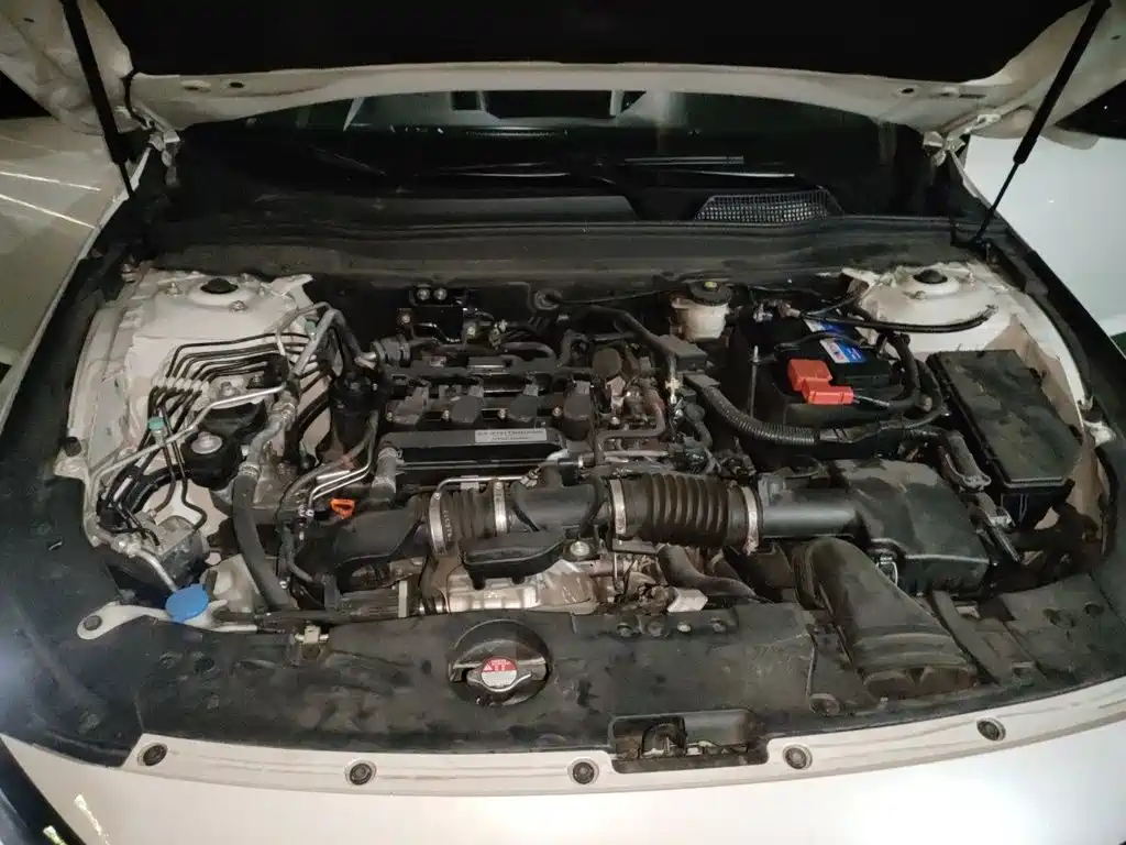 Honda Accord — миниатюра 16