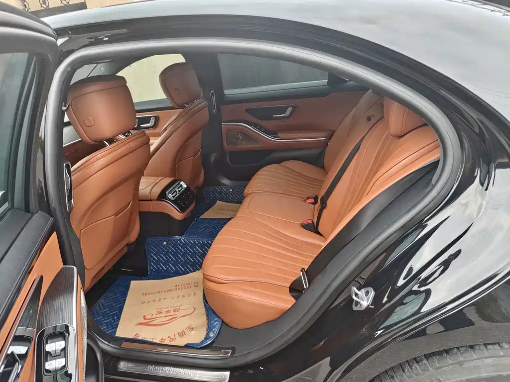 Mercedes-Benz S-Class — миниатюра 8