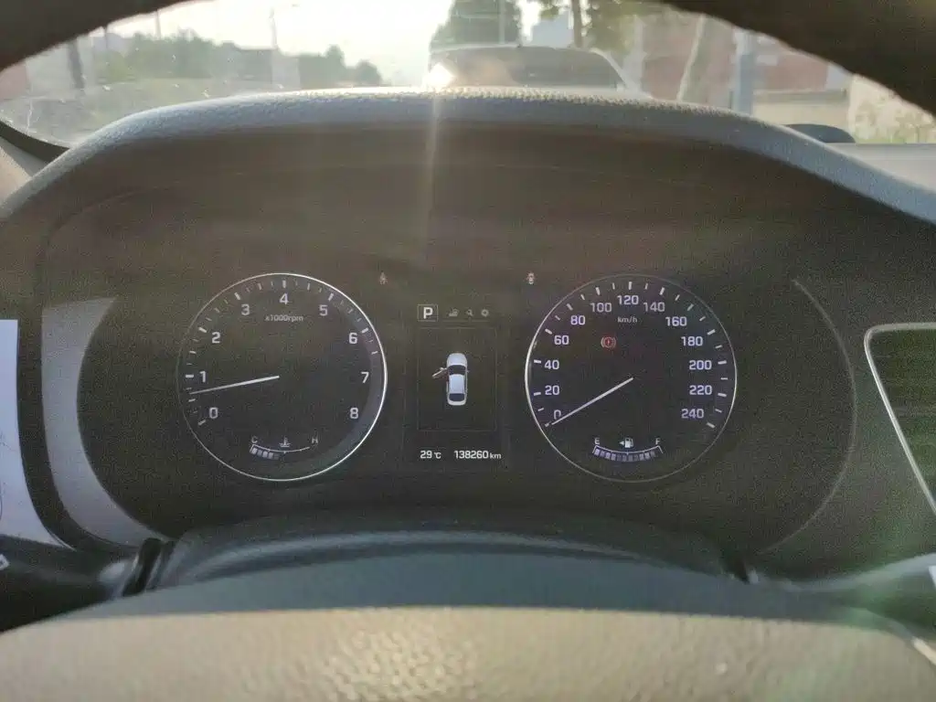 Hyundai Mistra — миниатюра 8