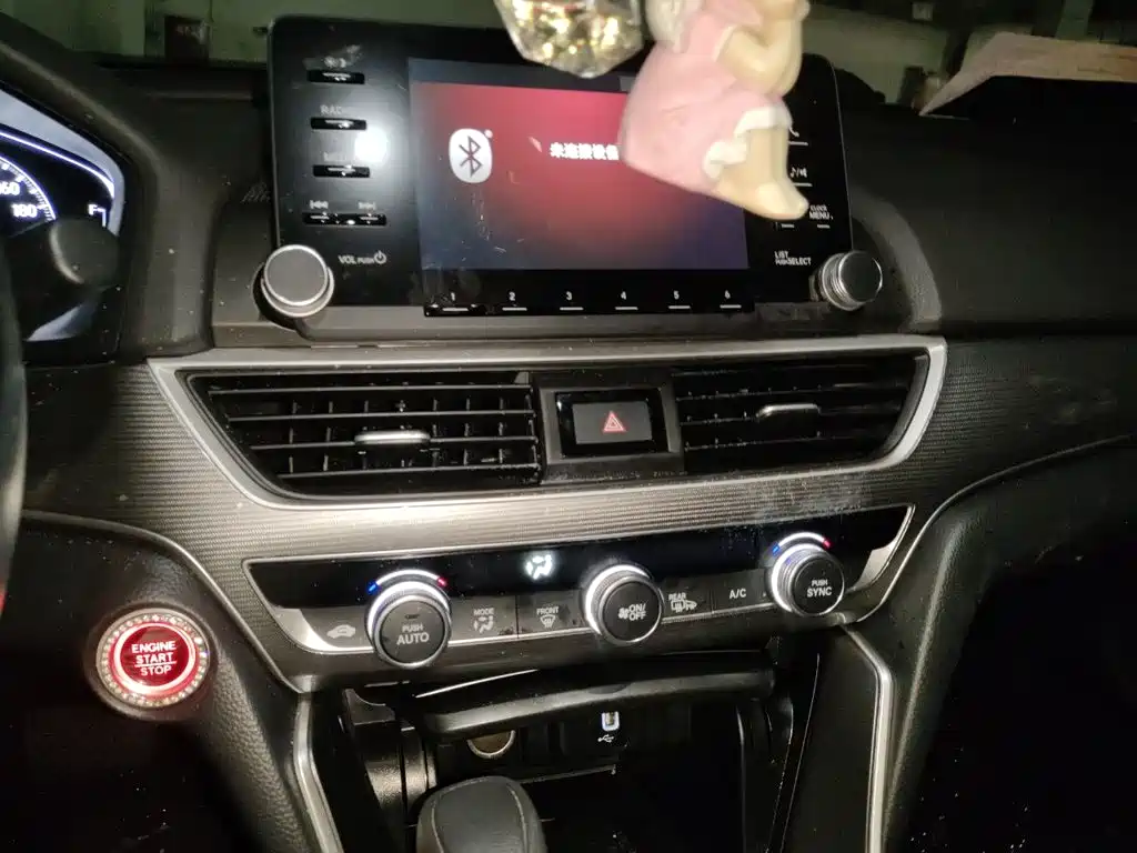 Honda Accord — миниатюра 9